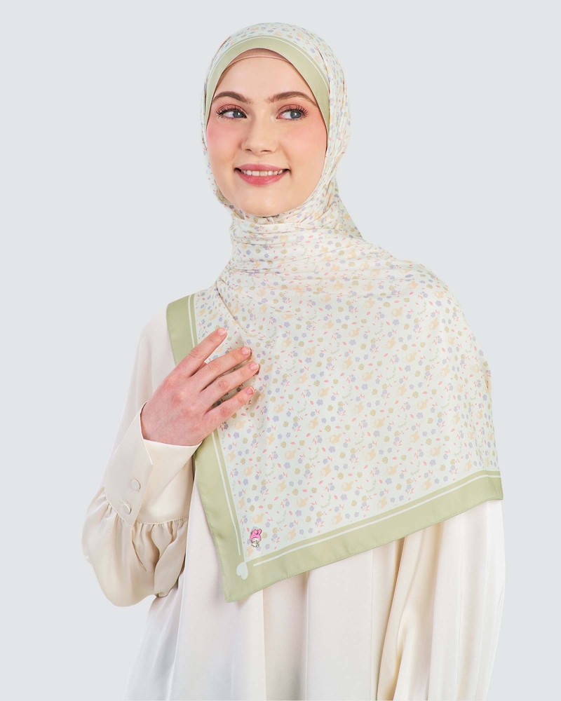 Image of MY MELODY X NAELOFAR SHAWL - LEMONADE