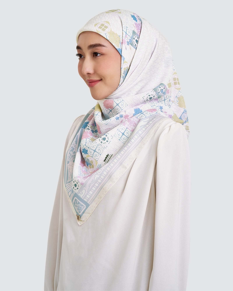 Image of NAELOFAR X INSIDE SCOOP SQUARE - AIS KEPAL