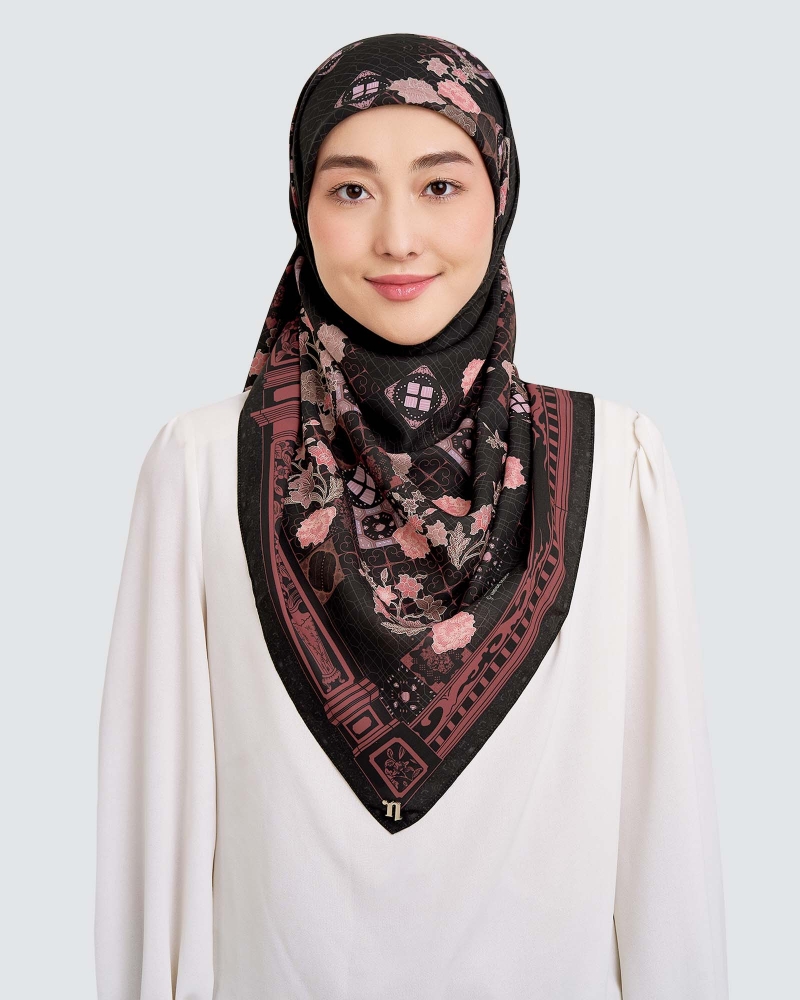 Image of NAELOFAR X INSIDE SCOOP SQUARE - KOPI HITAM