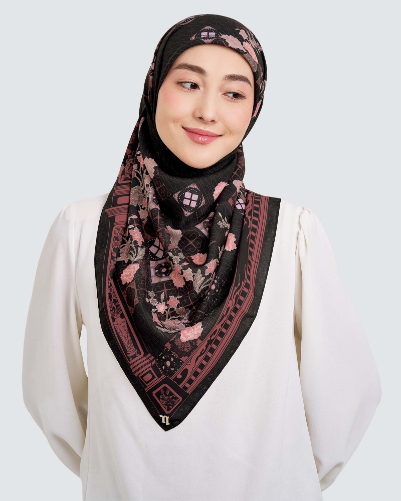 Image of NAELOFAR X INSIDE SCOOP SQUARE - KOPI HITAM