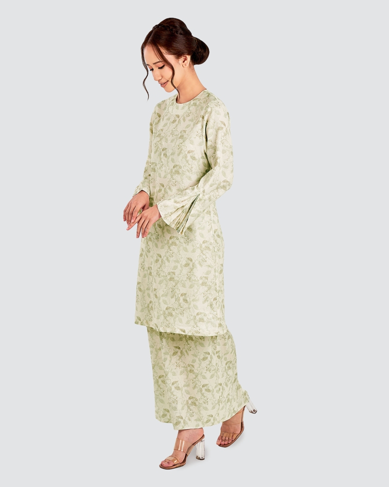 Image of NILAMSARI KURUNG SET  - WHITE JADE