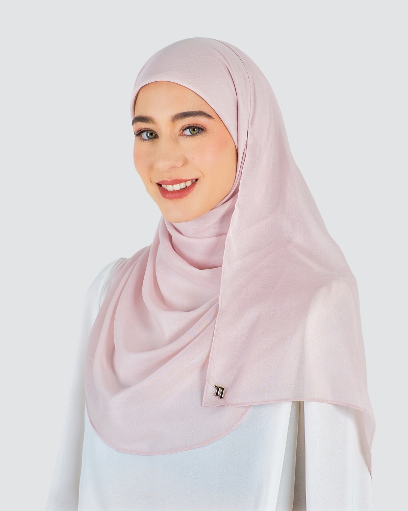 Image of NITA BAWAL SHAWL - BRIDAL BLUSH