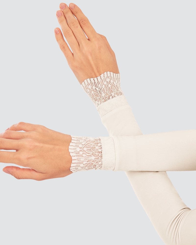 Image of NWEAR ANA LACE HANDSOCKS - IVORY