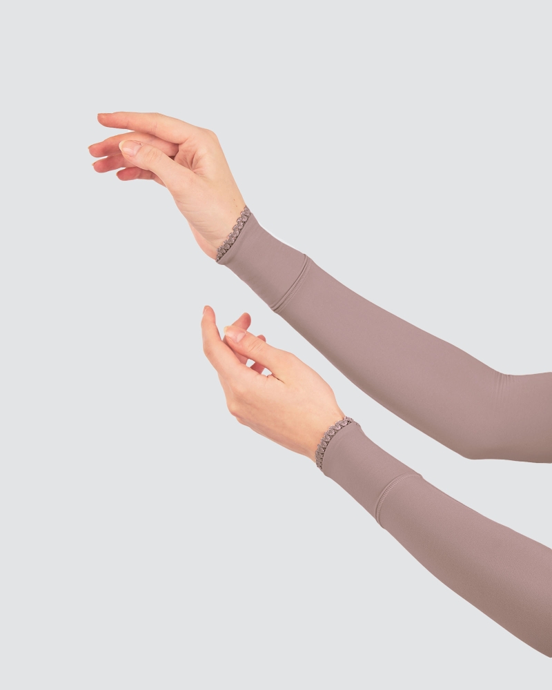 Image of NWEAR AYNA HANDSOCKS - BRIDAL ROSE