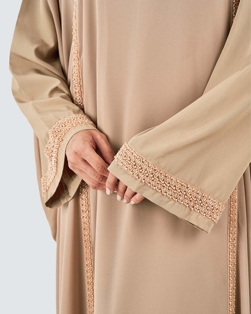 Image of NYLA ABAYA - LATTE