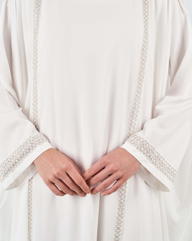 Image of NYLA ABAYA - WHITE