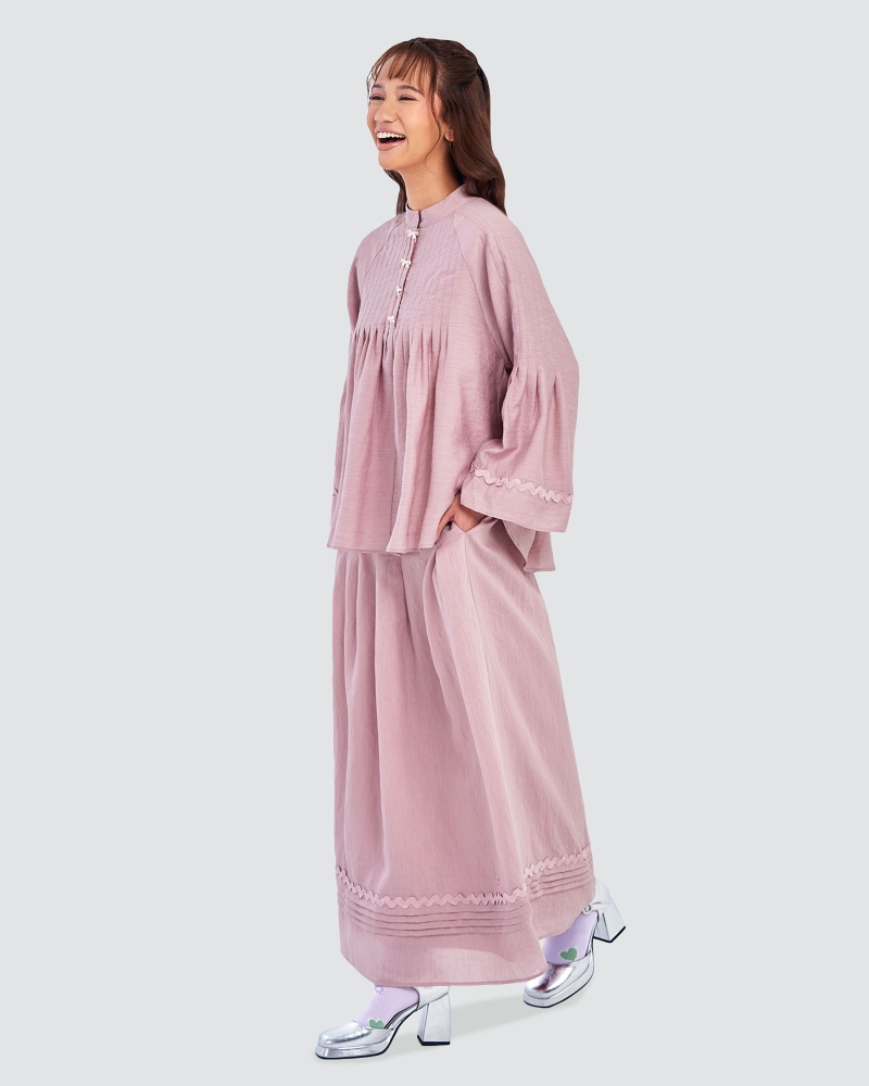 Image of POLLY POCKET X NAELOFAR BOW SKIRT - SWEETHEART