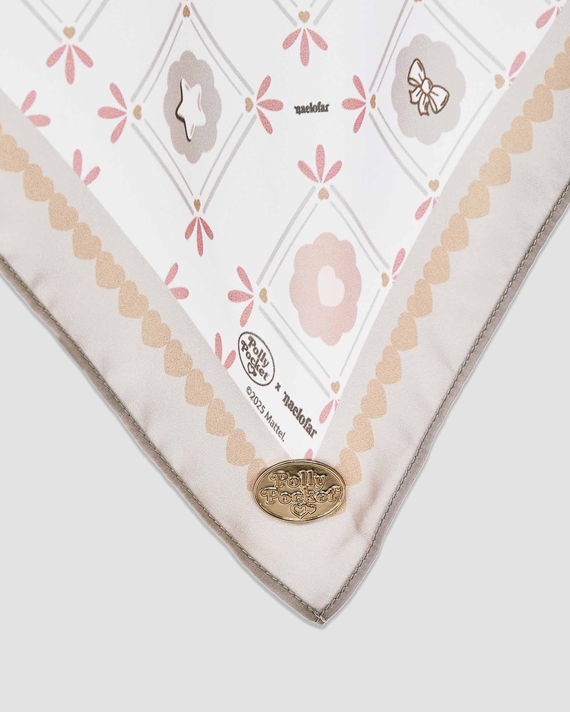 Image of POLLY POCKET X NAELOFAR SHAWL - CLOUD LOCKET