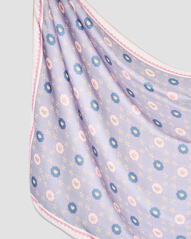 Image of POLLY POCKET X NAELOFAR SHAWL - FAIRY LIGHT