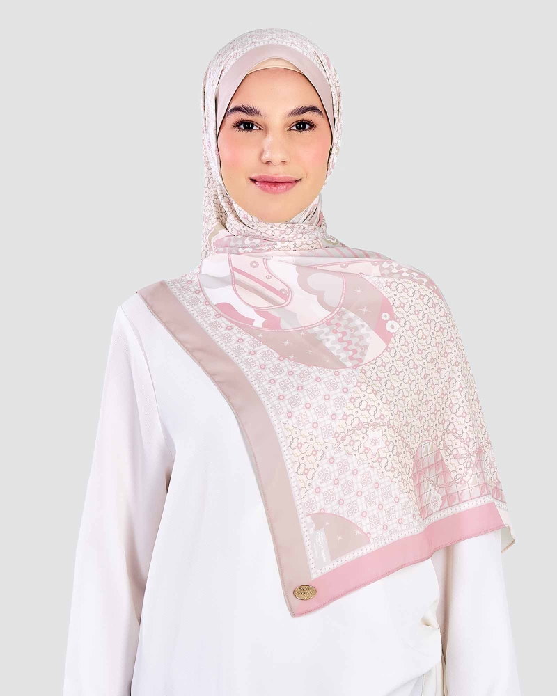 Image of POLLY POCKET X NAELOFAR SHAWL - POCKET GLAM