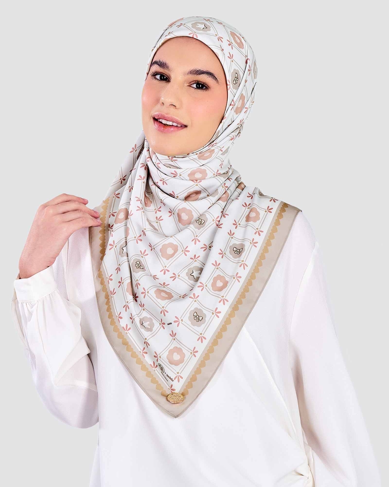 Image of POLLY POCKET X NAELOFAR SQUARE - CLOUD LOCKET