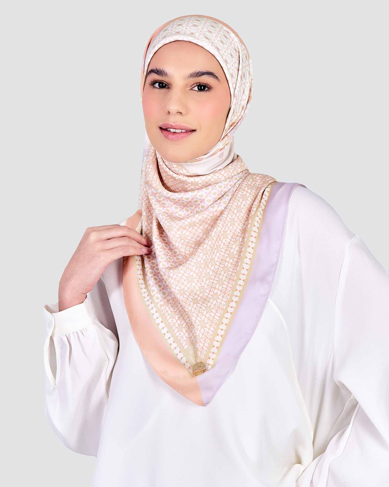 Image of POLLY POCKET X NAELOFAR SQUARE - LEMON LUSH