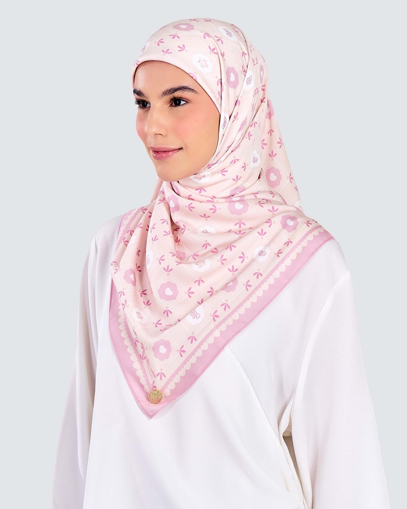 Image of POLLY POCKET X NAELOFAR SQUARE - PINK DAZZLE