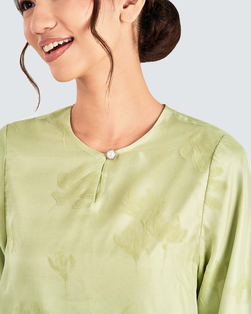 Image of PUTERI KURUNG SET - WHITE JADE