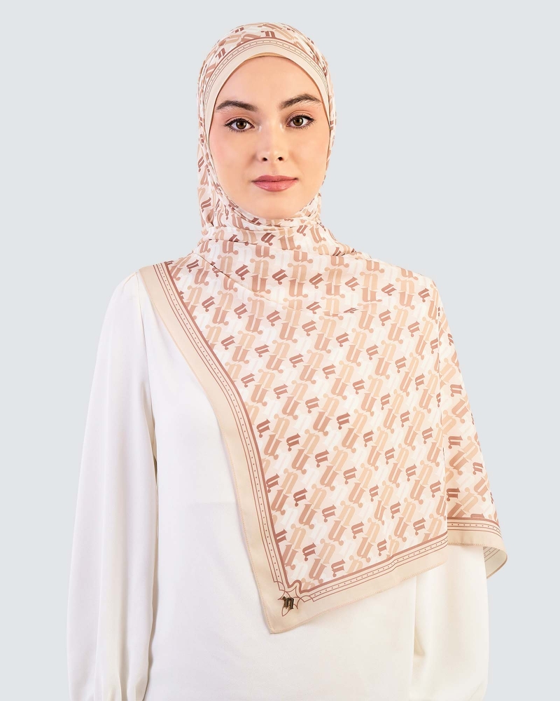Image of PUZZLE SHAWL - LATTE