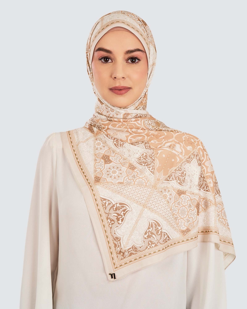 Image of QUBA CHIFFON SHAWL - ZAHRAH