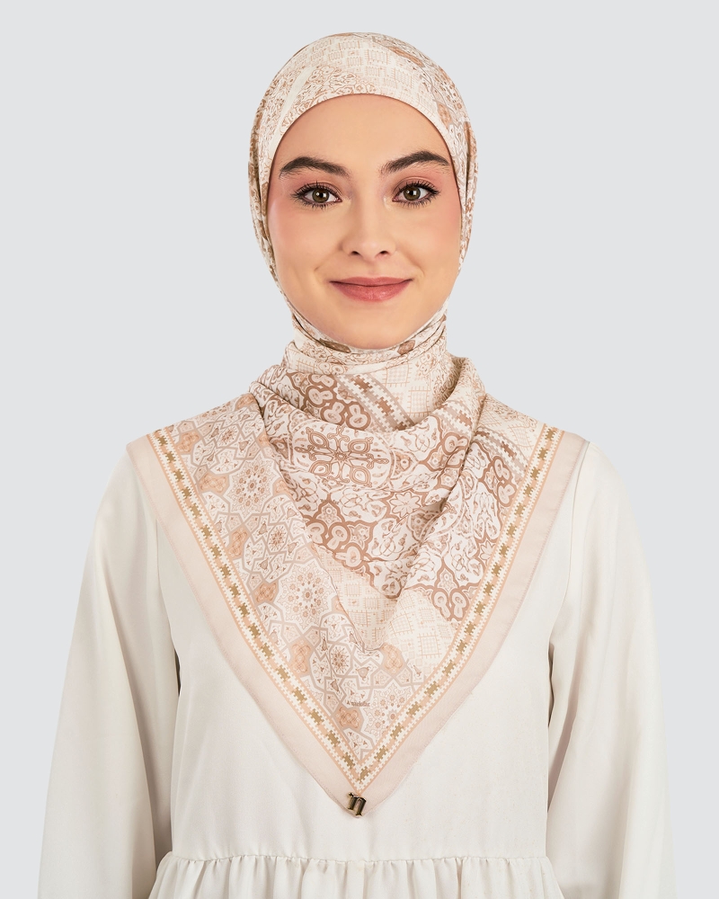 Image of QUBA COTTON VOILE SQUARE - ZAHRAH