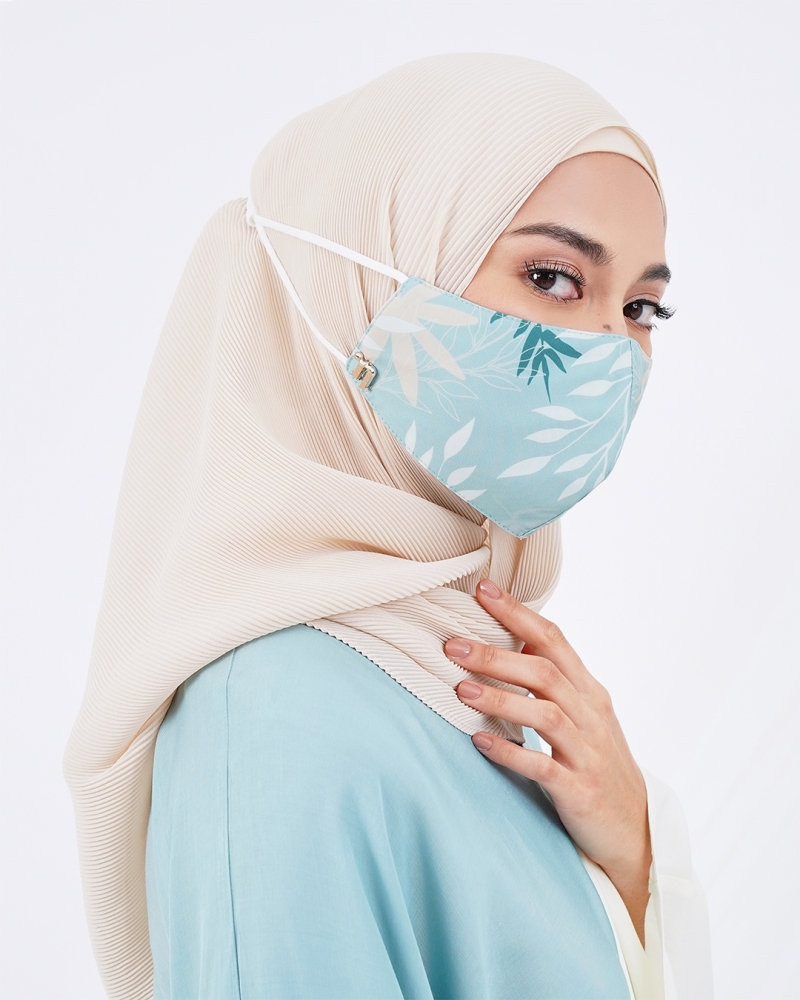 RESORT 3-PLY FACE MASK - ADJUSTABLE STRAP - ICY BLUE