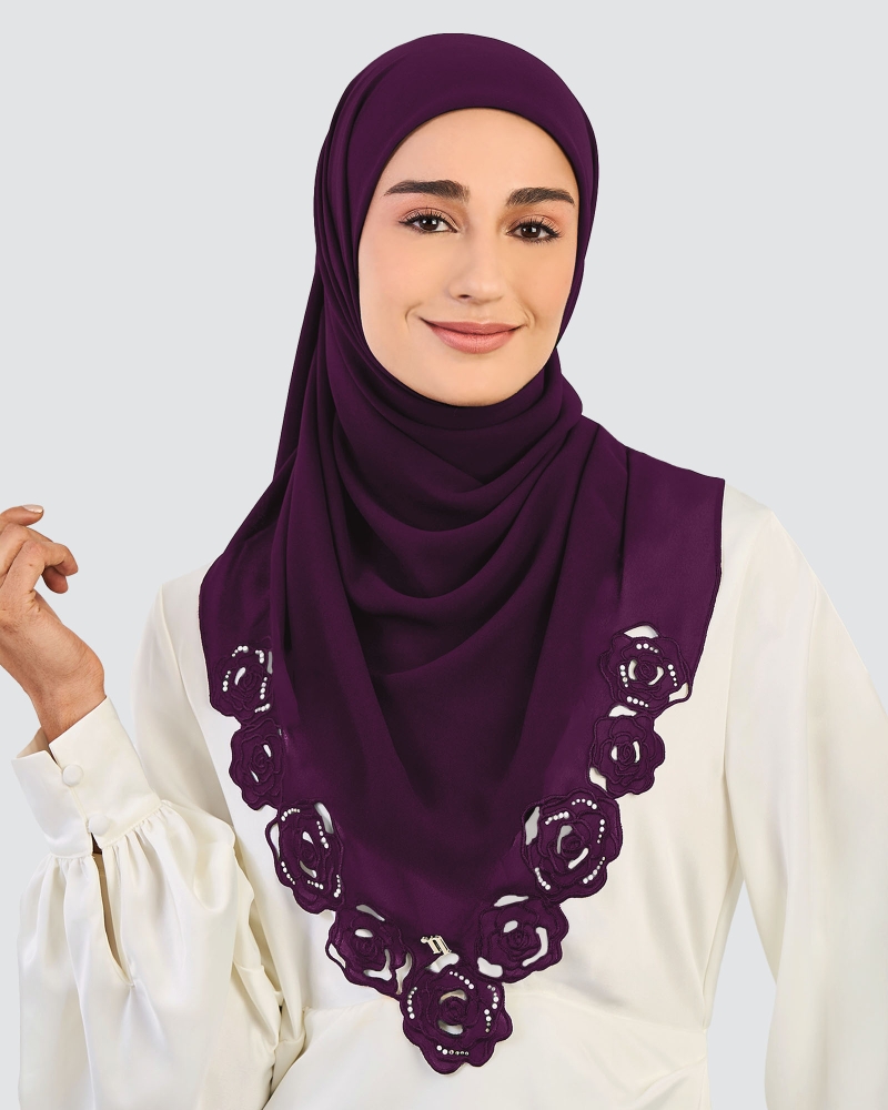 ROSE EMBROIDERED CRYSTAL SQUARE - MAJESTY