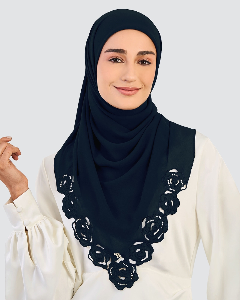 Image of ROSE EMBROIDERED CRYSTAL SQUARE - MILKYWAY