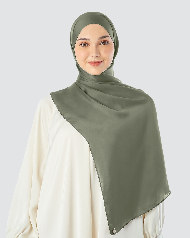 Image of SATIN SHAWL - ASH GREEN
