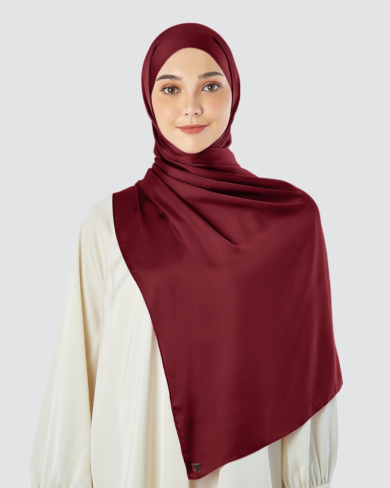 Image of SATIN SHAWL - RHUBARB