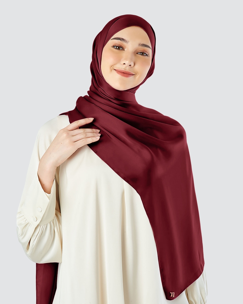 SATIN SHAWL - RHUBARB