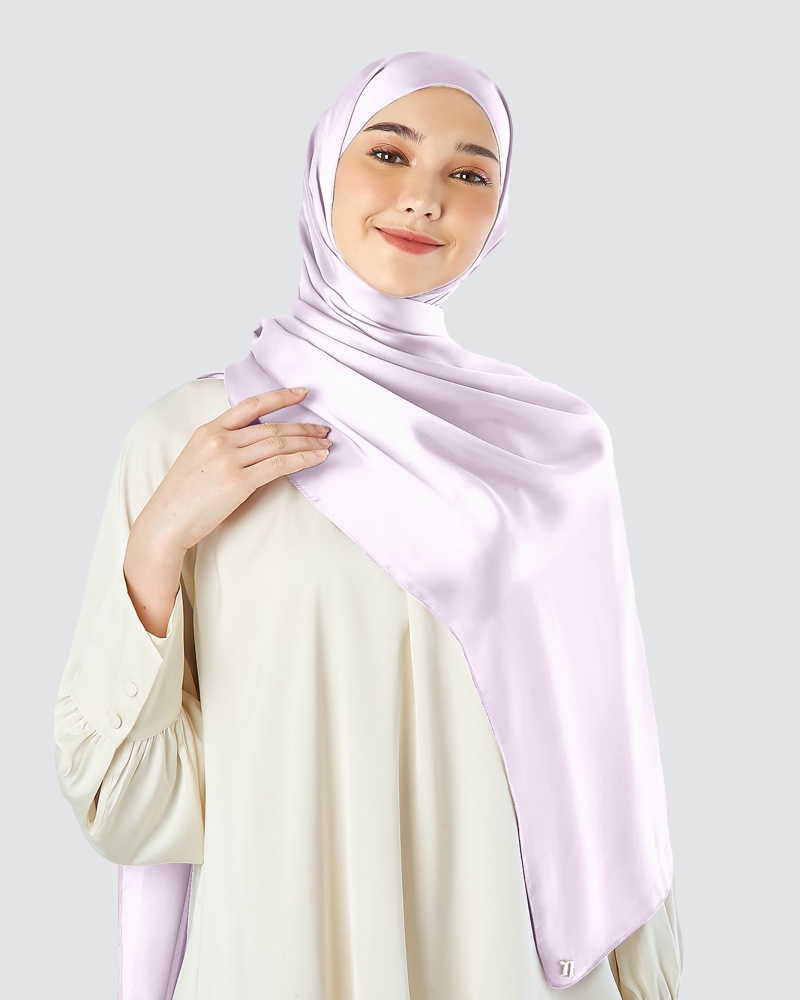 Image of SATIN SHAWL - SOFT VOILET