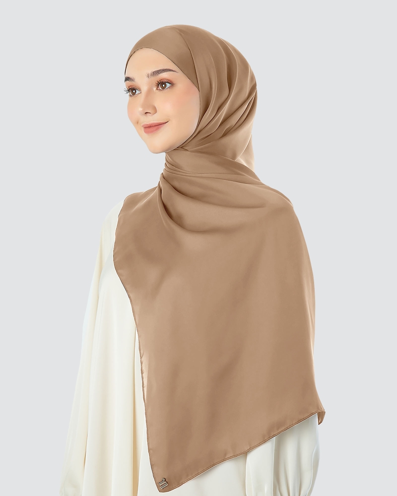 Image of SATIN SHAWL - WARM TAUPE
