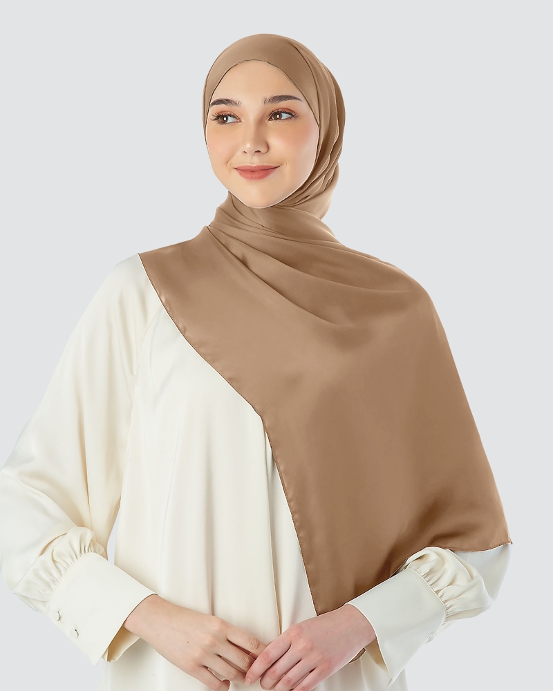 Image of SATIN SHAWL - WARM TAUPE