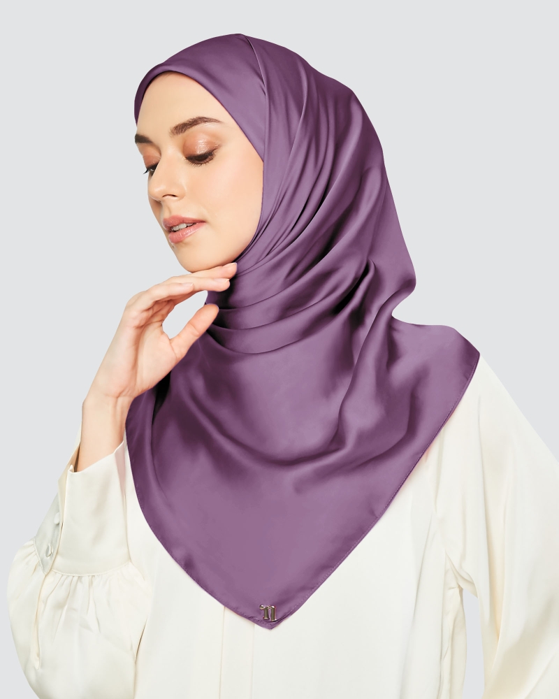 SATIN SQUARE - PURPLE
