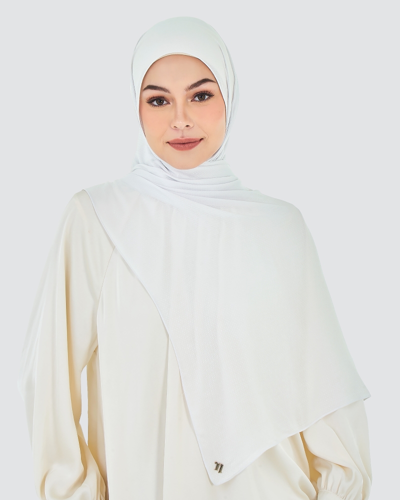Image of RANIA TEXTURED RAYON SHAWL - WHITE
