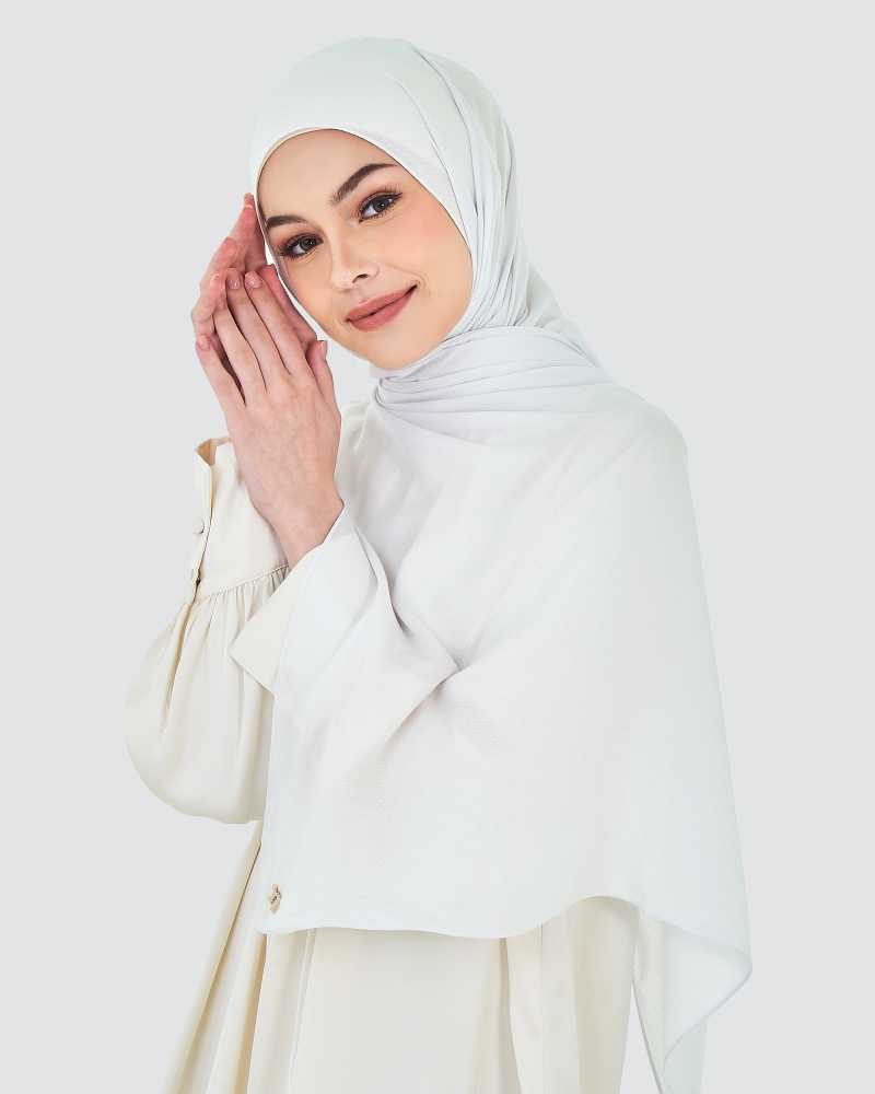 Image of RANIA TEXTURED RAYON SHAWL - WHITE