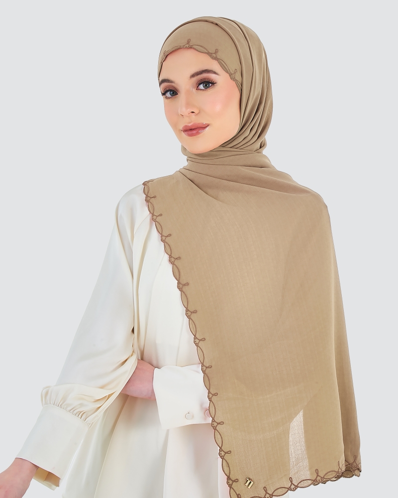 Image of SERI EMBROIDERED SHAWL - BROWN SUGAR