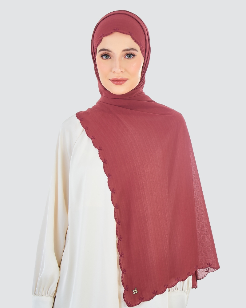 Image of SALEHA EMBROIDERED SHAWL - WOOD ROSE