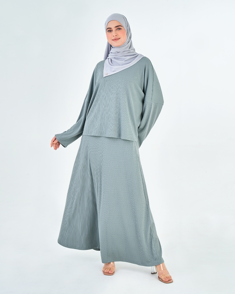 Image of X-PRESS WANDERSCAPES CO-ORDS - CASPER