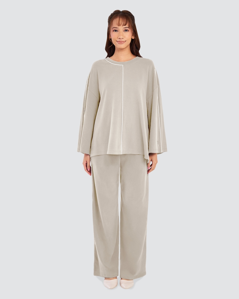Image of THEA OVERSIZED LINE TOP - LATTE