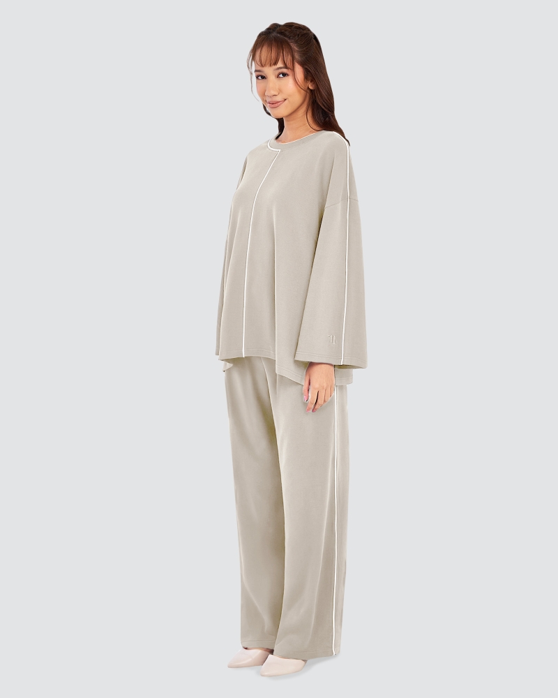 Image of THEA OVERSIZED LINE TOP - LATTE