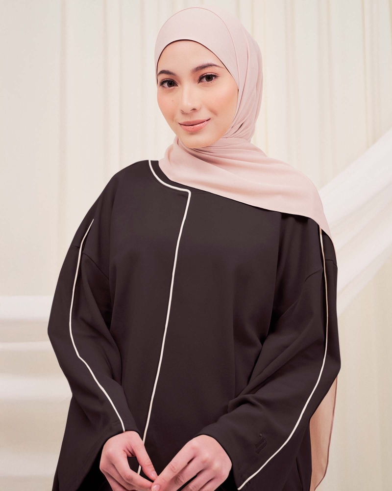 Image of THEA OVERSIZED LINE TOP - SHADOW