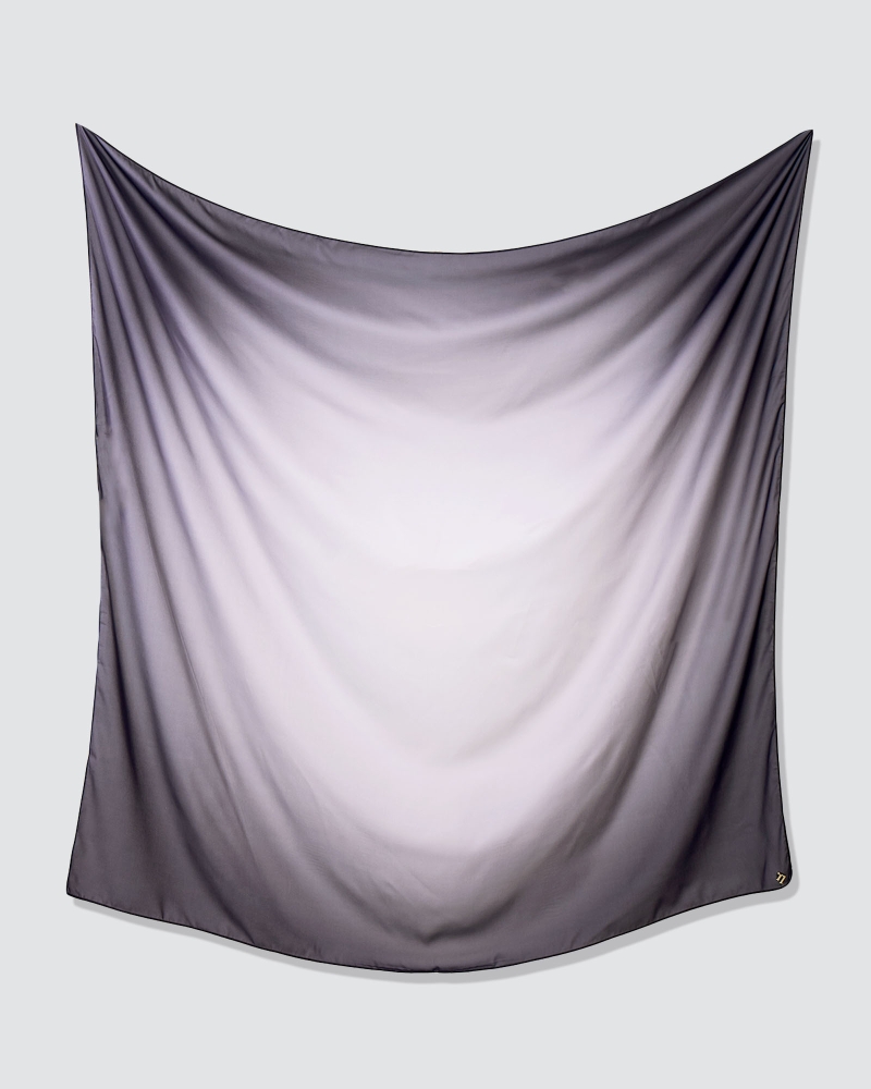 Image of WARNA MATTE SATIN SQUARE - MOONLIT FADE