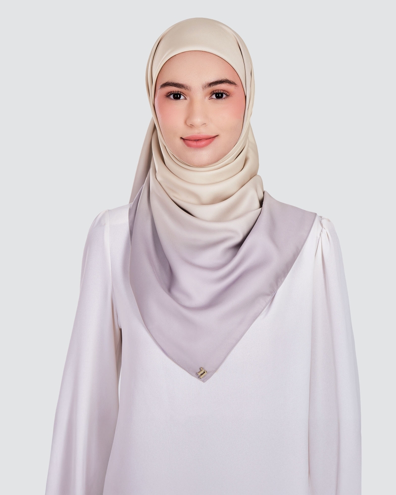 Image of WARNA MATTE SATIN SQUARE - OPAL DREAM