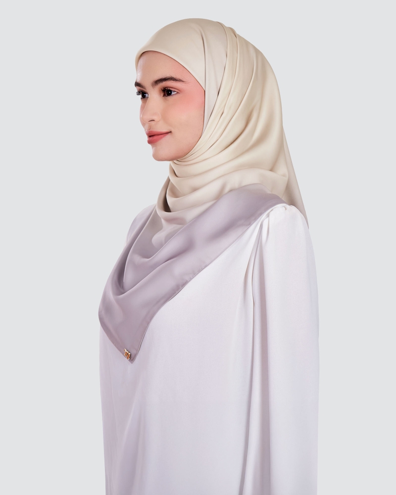 Image of WARNA MATTE SATIN SQUARE - OPAL DREAM