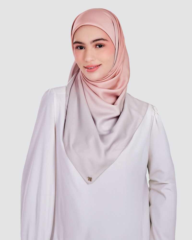 Image of WARNA MATTE SATIN SQUARE - RIPPLE