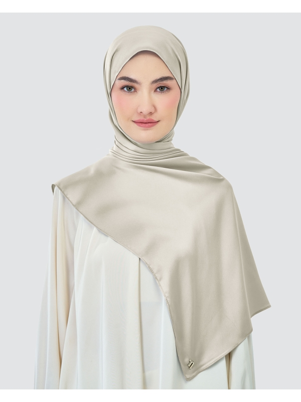 AMAYA SATIN SHAWL - CHATEAU GREY