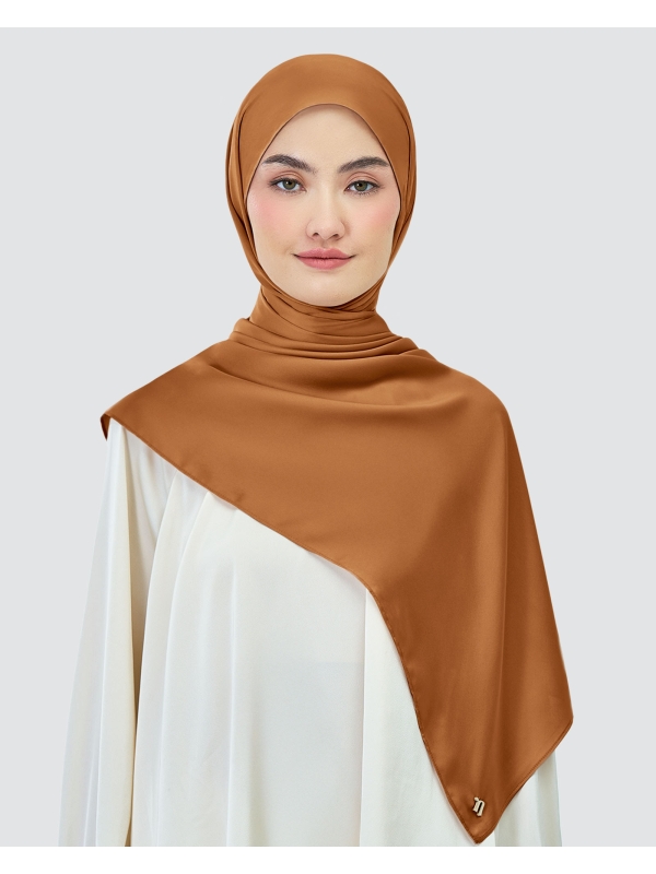 AMAYA SATIN SHAWL - GLAZED GINGER