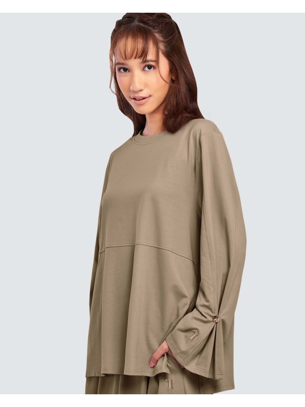 MILA RELAXED FIT TOP - BROWN