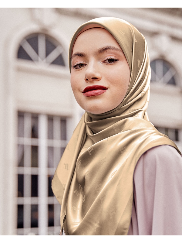 MODA WOVEN SQUARE - CROISSANT