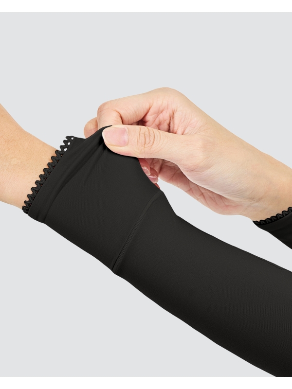 NWEAR AYLA HANDSOCKS - BLACK