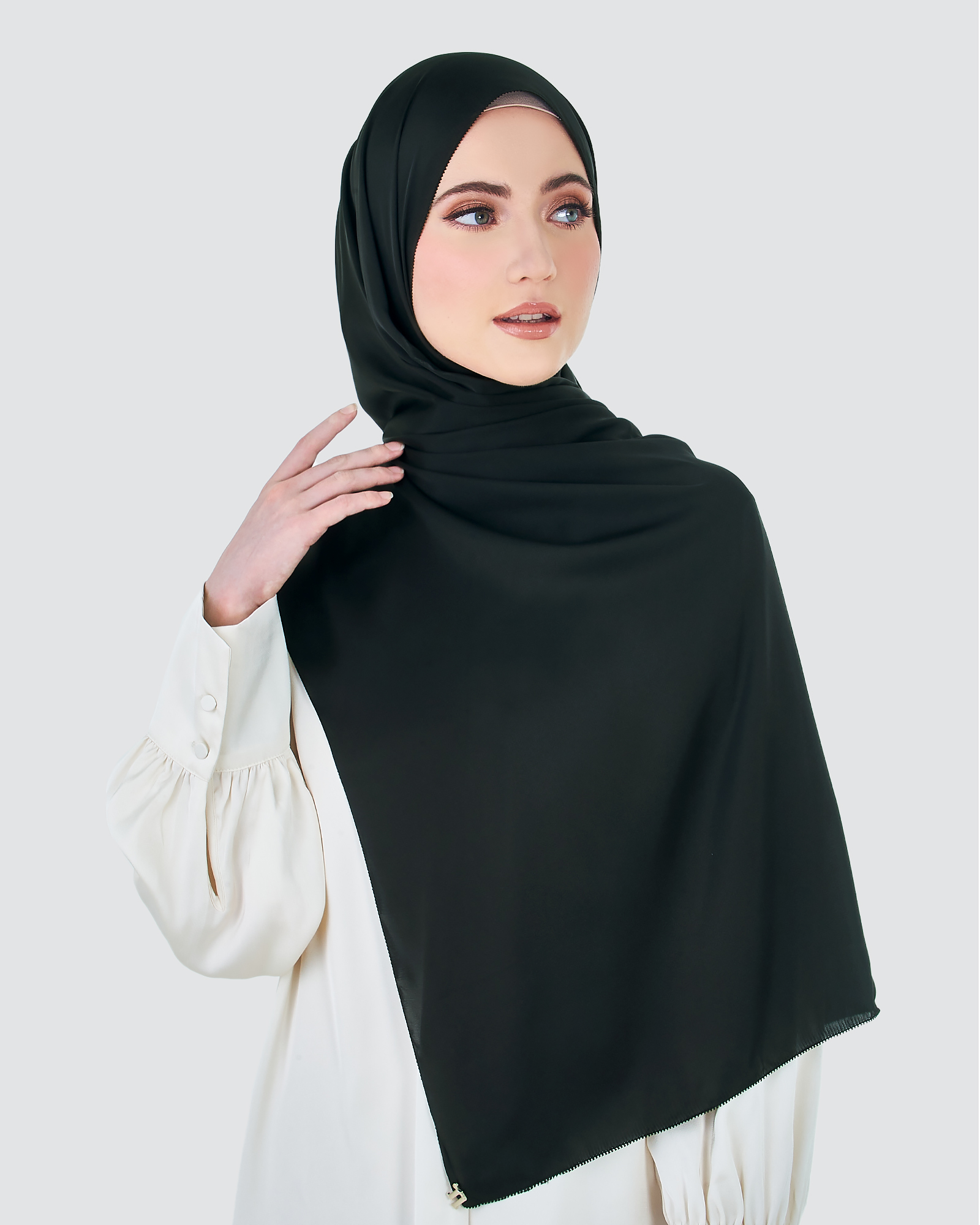 gucci tie neck blouse